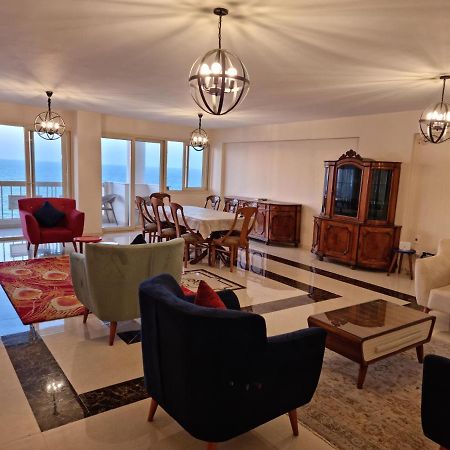 Alex Sea View Apartment - Families Only アレクサンドリア エクステリア 写真