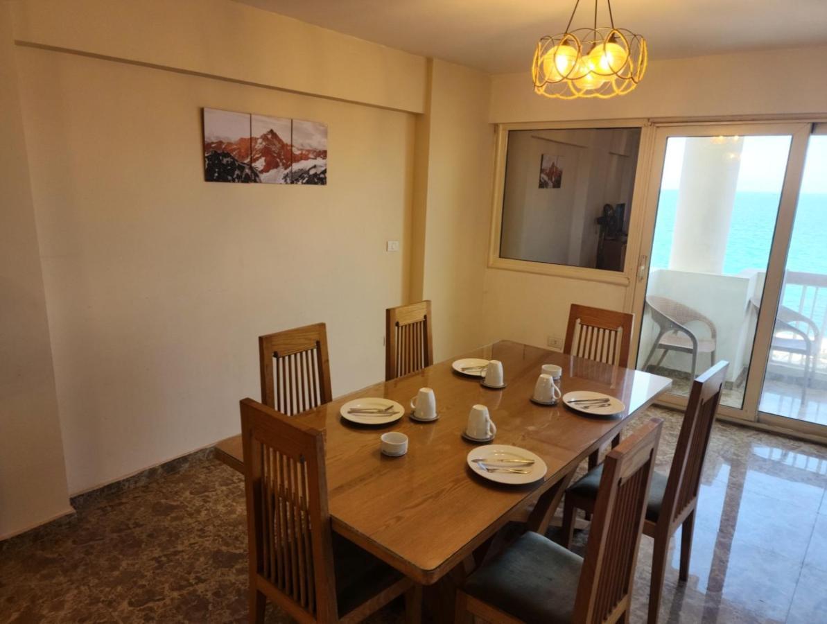 Alex Sea View Apartment - Families Only アレクサンドリア エクステリア 写真