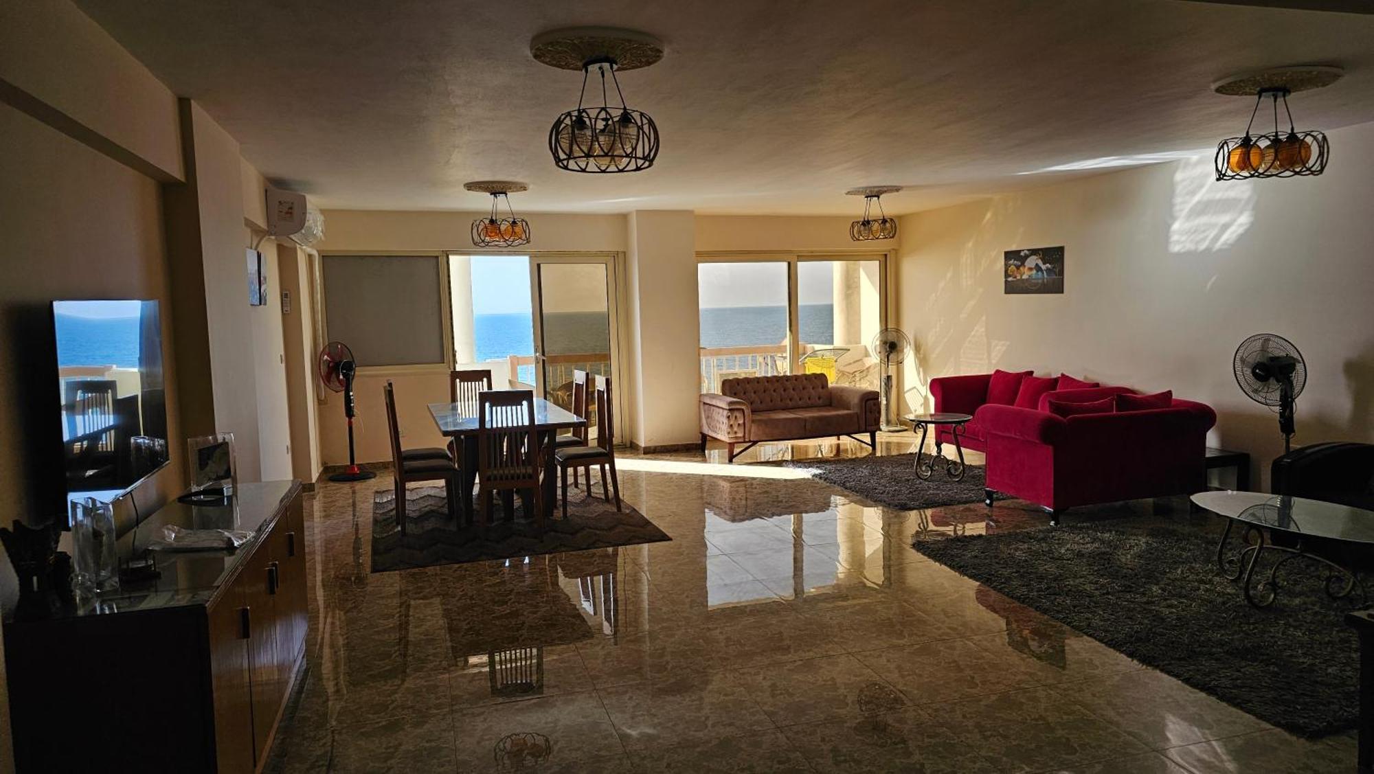 Alex Sea View Apartment - Families Only アレクサンドリア エクステリア 写真