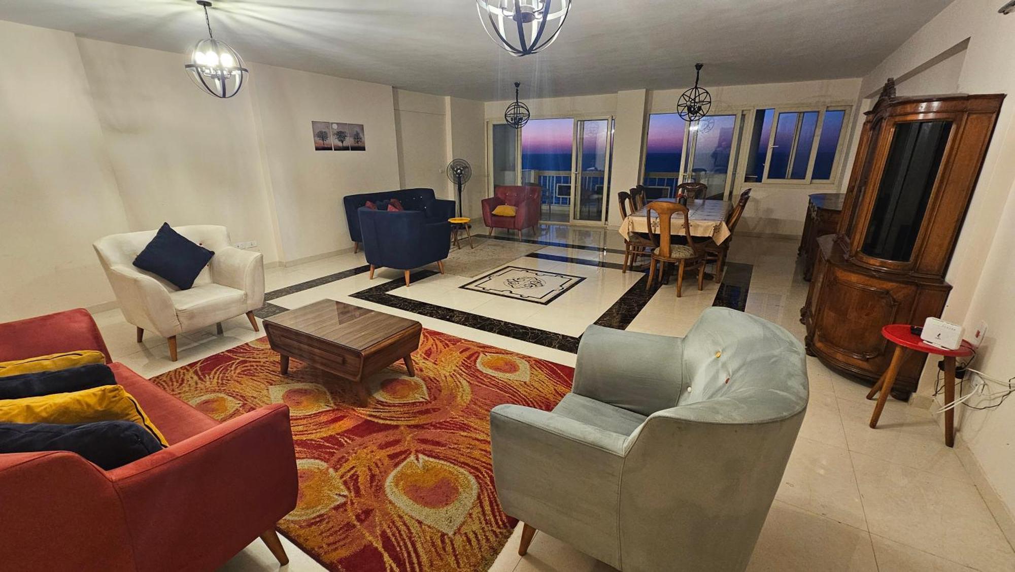 Alex Sea View Apartment - Families Only アレクサンドリア エクステリア 写真